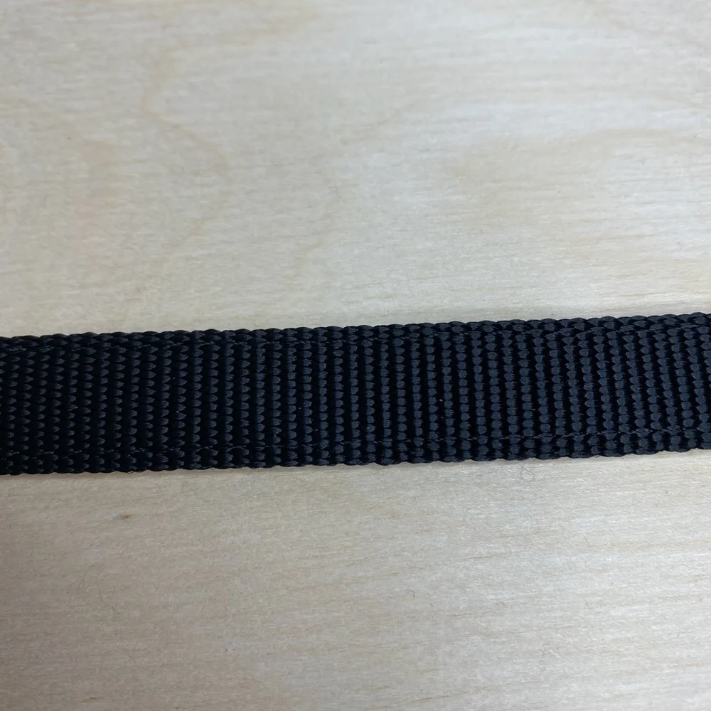 Leash for Small Dog or Cat Pet Fashionable Black Cream Strap 5 Foot Lead NEW